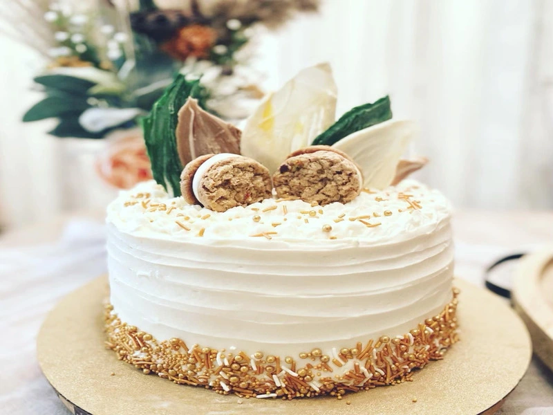 image of buttercream cake